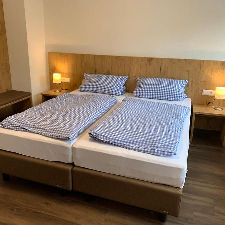 Pension Deckenpfronn Bagian luar foto