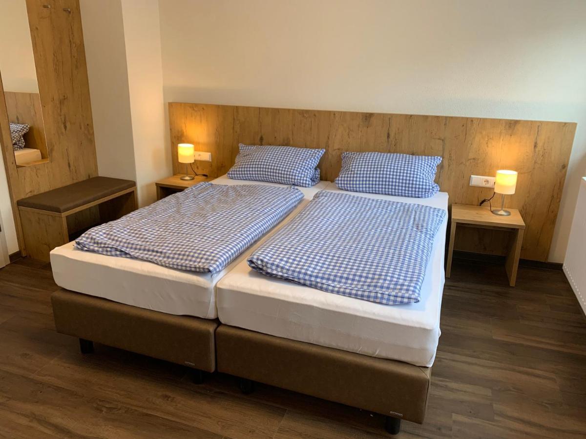 Pension Deckenpfronn Bagian luar foto